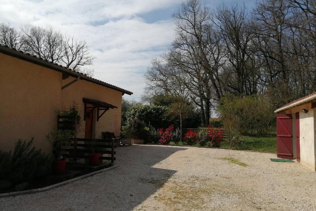Gite Vacances Bosc D'Esquirol 4 Pers Escorneboeuf Buitenkant foto