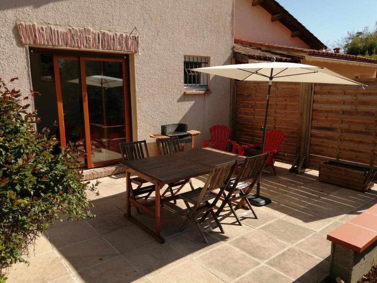 Gite Vacances Bosc D'Esquirol 4 Pers Escorneboeuf Buitenkant foto