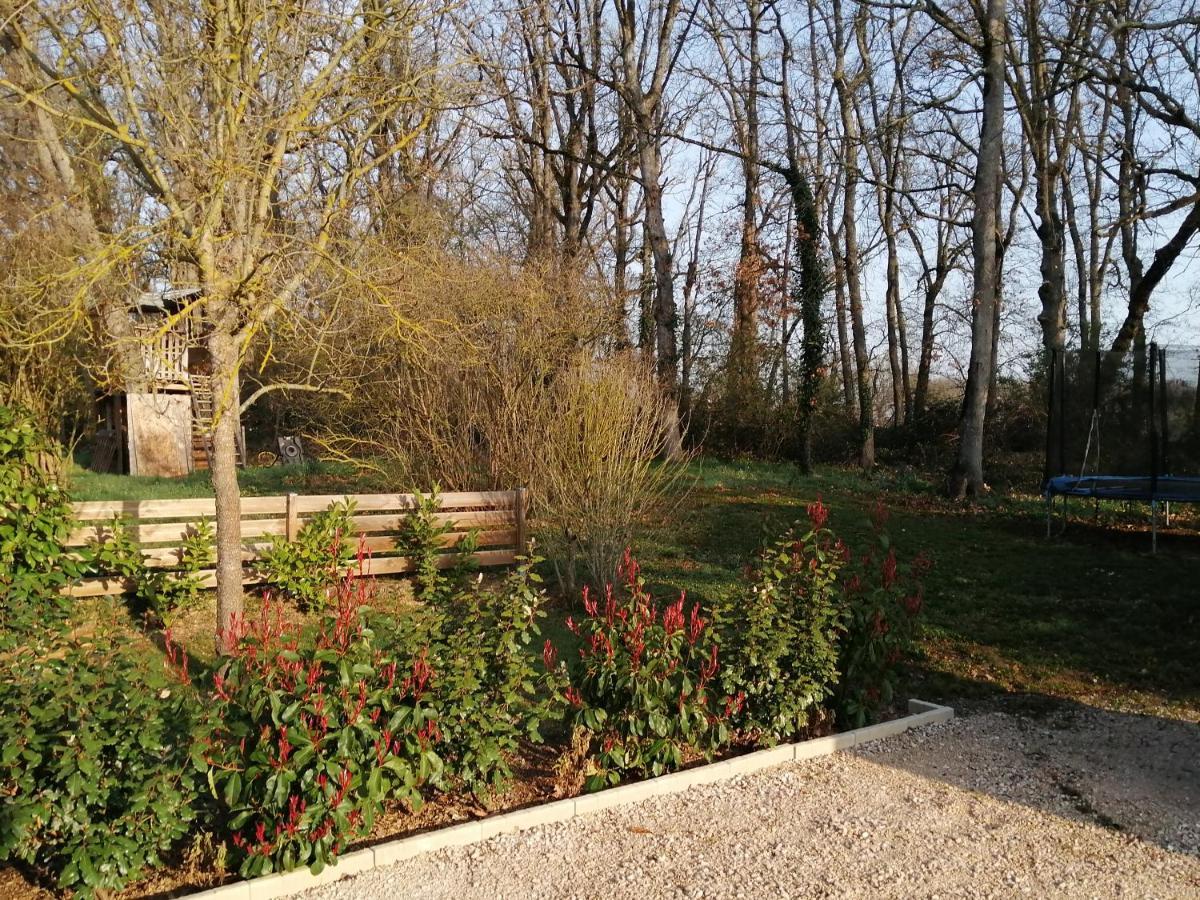 Gite Vacances Bosc D'Esquirol 4 Pers Escorneboeuf Buitenkant foto